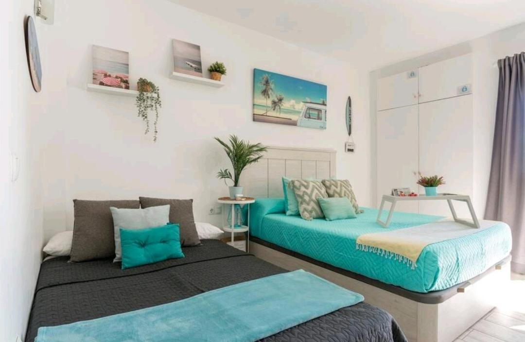El Estudio De La Playa Benalbeach Holidays Deluxe Apartament *