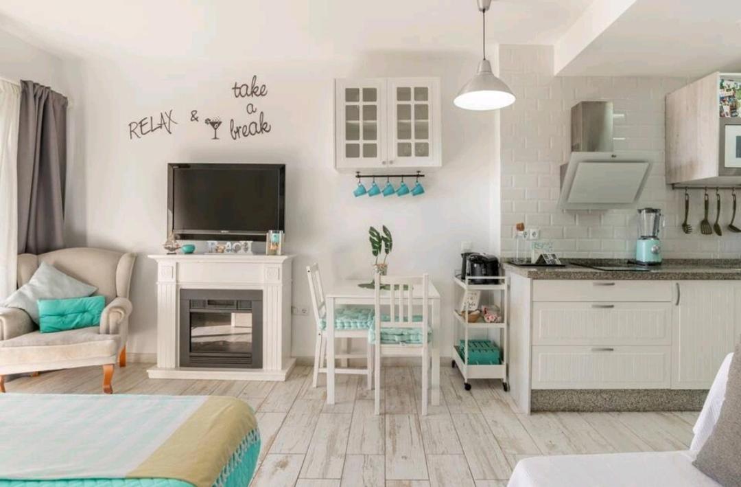 Apartament El Estudio De La Playa Benalbeach Holidays Deluxe *