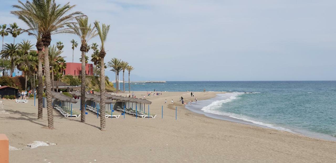 Apartament El Estudio De La Playa Benalbeach Holidays Deluxe *